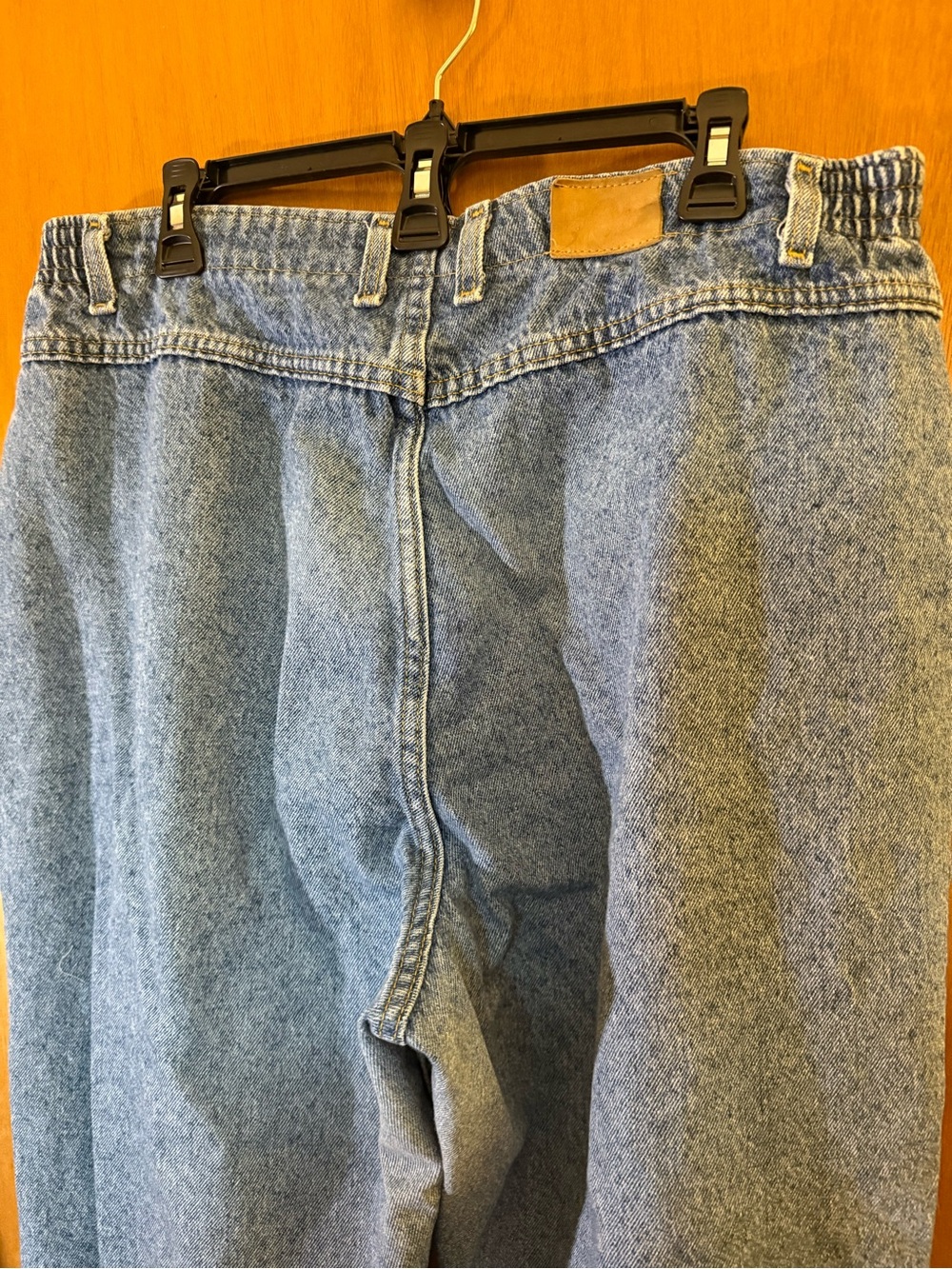 Lee Women's Cropped High-Rise Jeans in Blue Wash - Picture 3 of 7